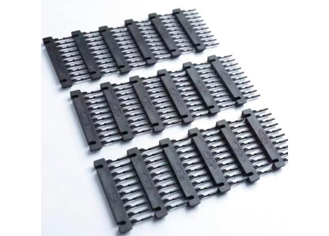 Set de 40 de ustensile necesare pentru aplicarea extensiilor 6D